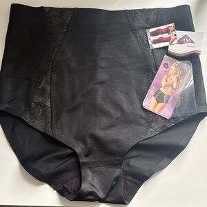 TRIUMPH Firm Control - Shape-wear -Women's Black Shapewear Briefs